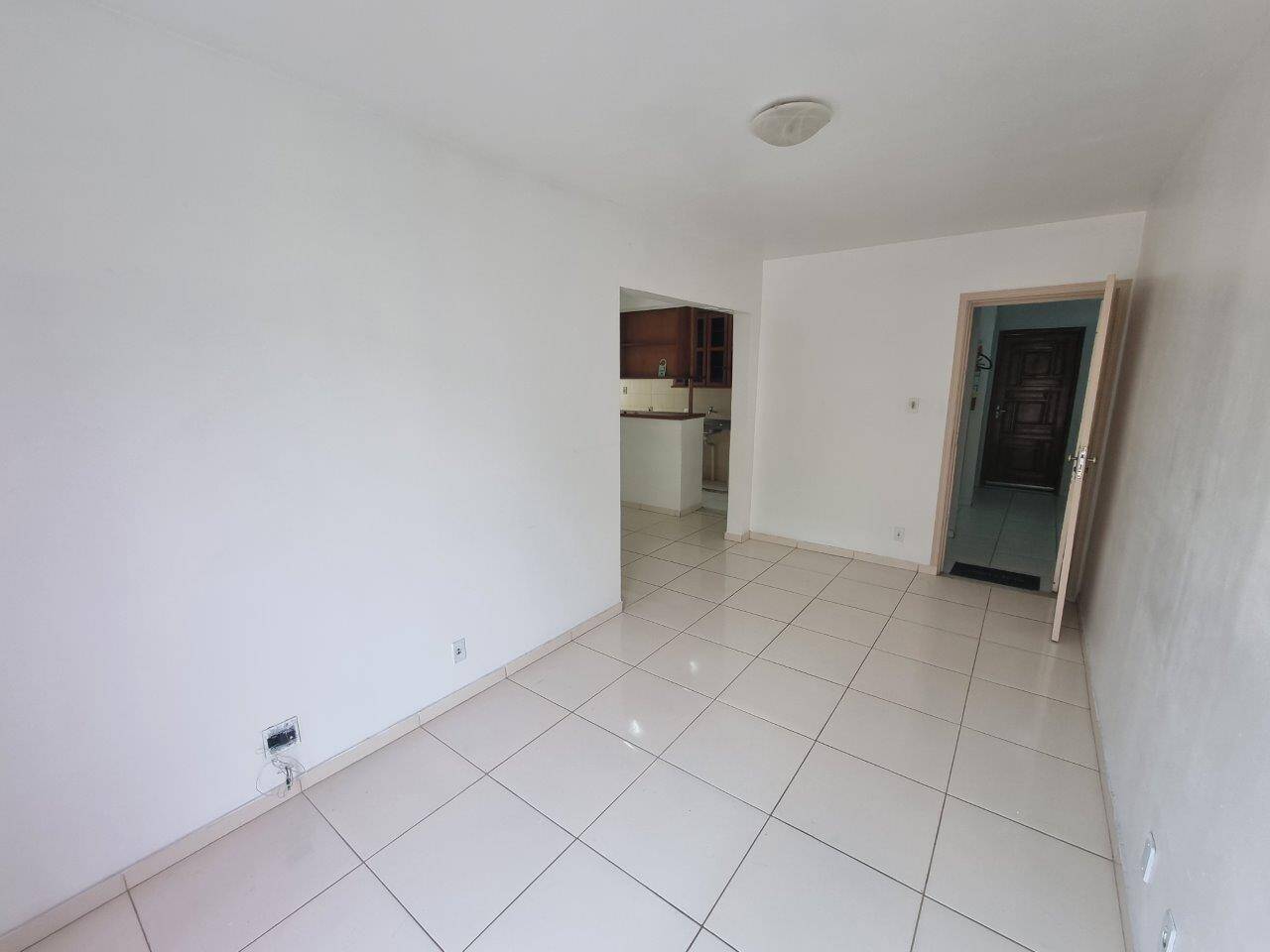 Apartamento à venda e aluguel com 2 quartos, 60m² - Foto 5