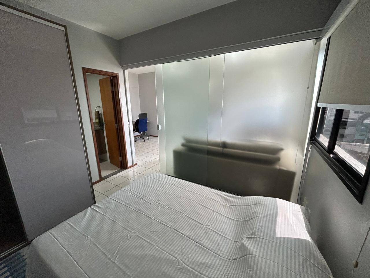 Apartamento para alugar com 1 quarto, 55m² - Foto 11