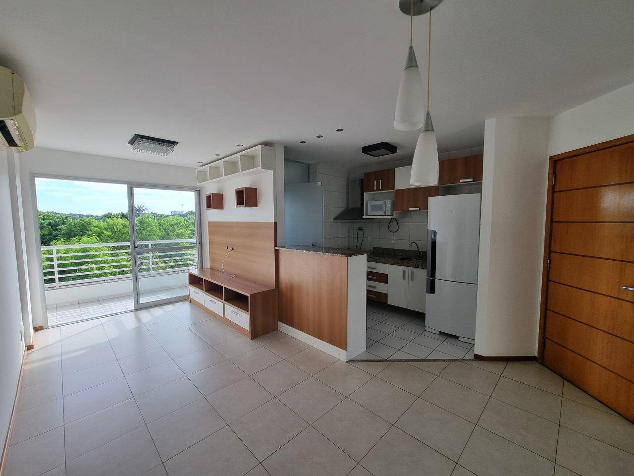 Apartamento para alugar com 3 quartos, 78m² - Foto 3