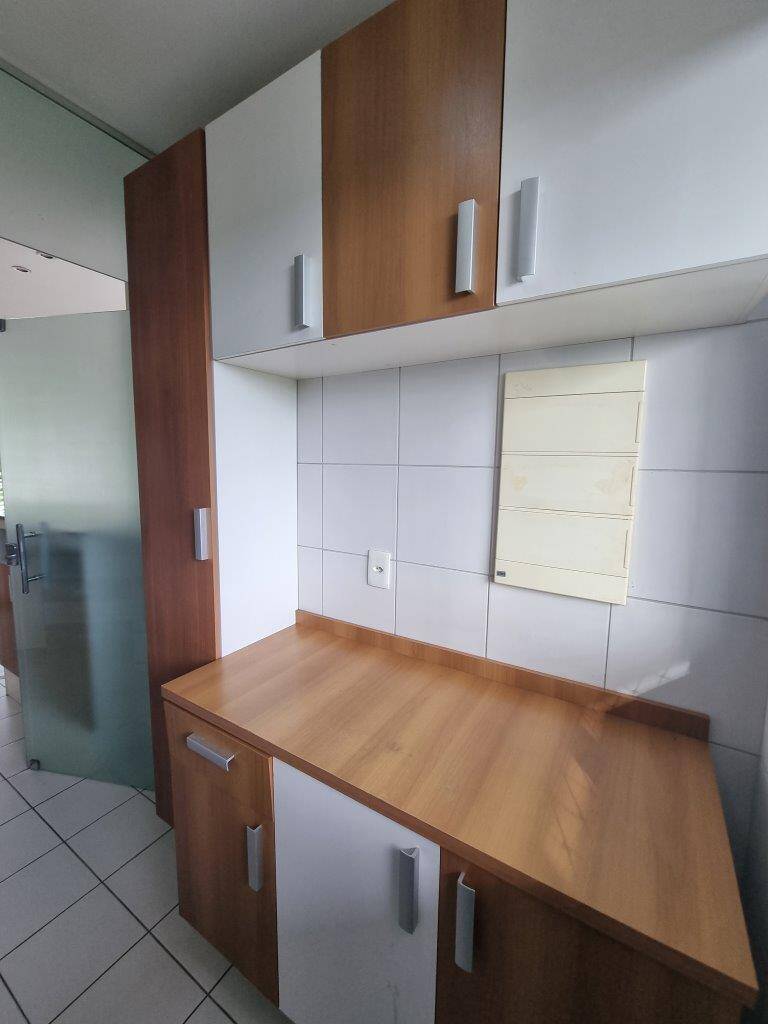 Apartamento para alugar com 3 quartos, 78m² - Foto 8